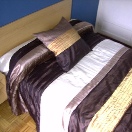 Pension Gema Irun Pokoj fotografie