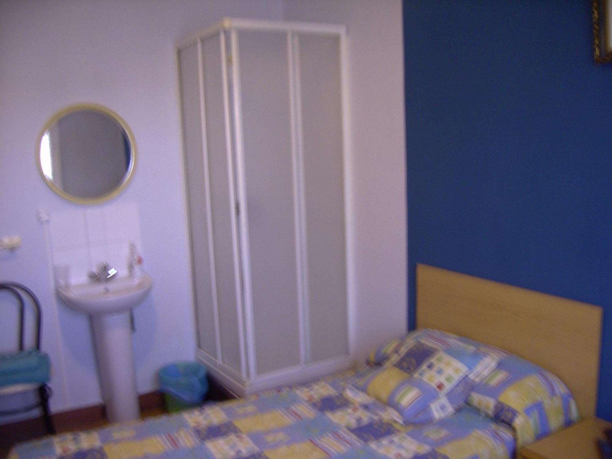 Pension Gema Irun Pokoj fotografie